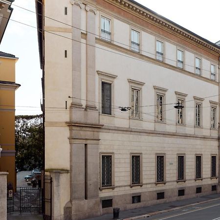 Corso Venezia View With Private Balcony - Corso Venezia Suite มิลาน ภายนอก รูปภาพ